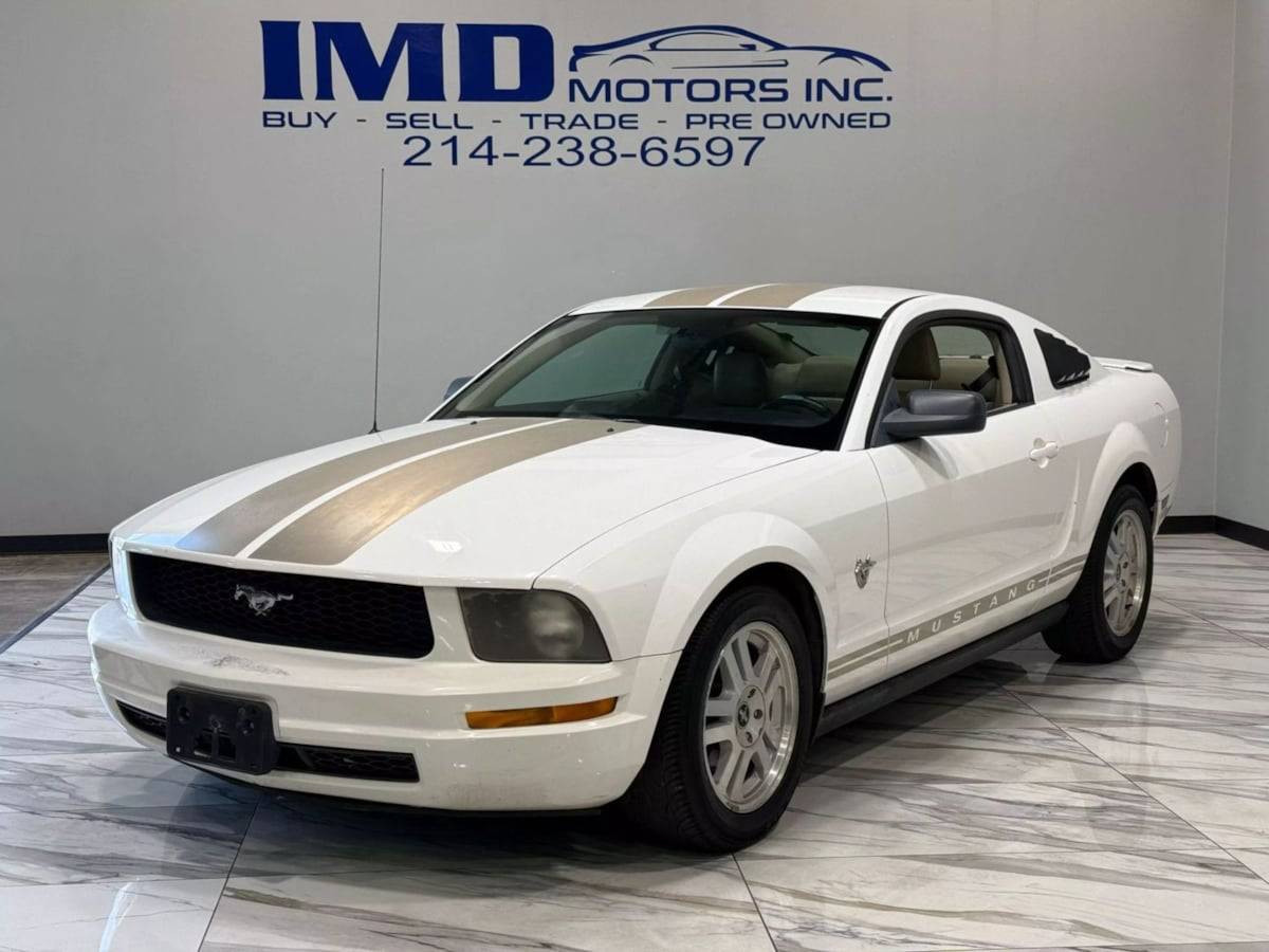2009 Ford Mustang Base — Coupe — 94,634 mi — Dallas, TX