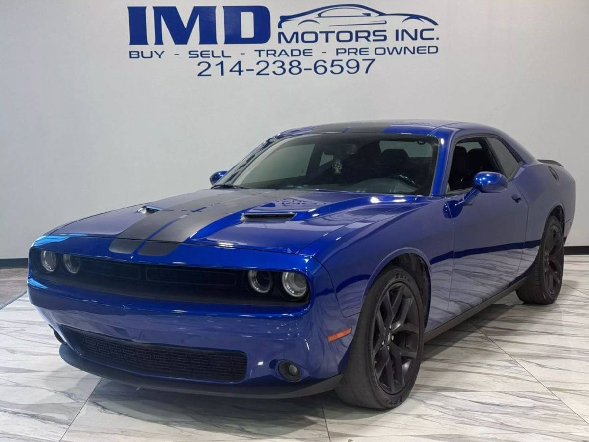 2020 Dodge Challenger SXT — Coupe — 82,892 mi — Dallas, TX