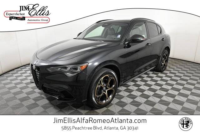 2025 Alfa Romeo Stelvio Sprint