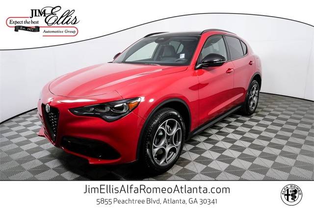 2025 Alfa Romeo Stelvio Sprint