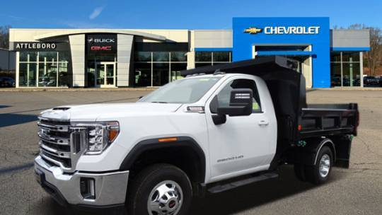2022 GMC Sierra 3500HD Chassis Cab SLE — Chassis Cab Truck — 3,978 mi — South Attleboro, MA