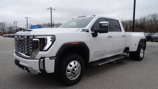 2024 GMC Sierra 3500HD Denali — Pickup Truck — 530 mi — South Attleboro, MA