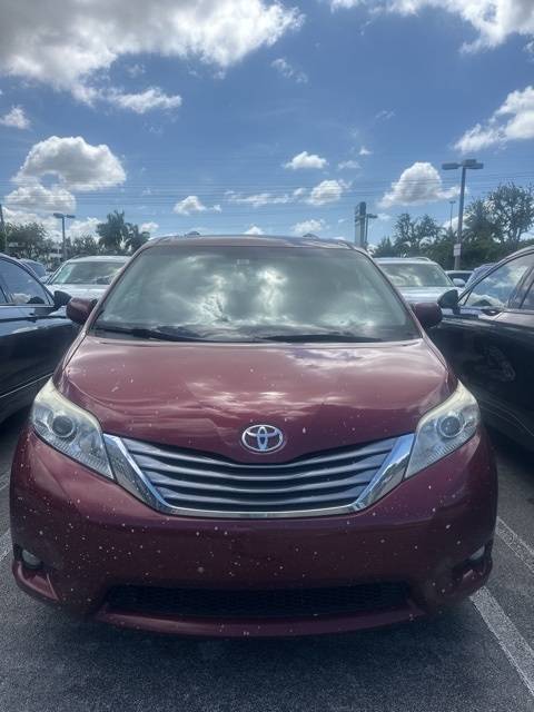 2016 Toyota Sienna XLE — Minivan — 141,195 mi — Doral, FL