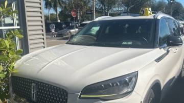 2022 Lincoln Aviator Reserve — SUV — 37,858 mi — Doral, FL