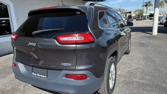 Thumbnail 4