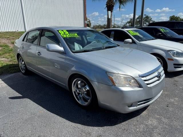 2005 Toyota Avalon XL — Sedan — 280,368 mi — Punta Gorda, FL