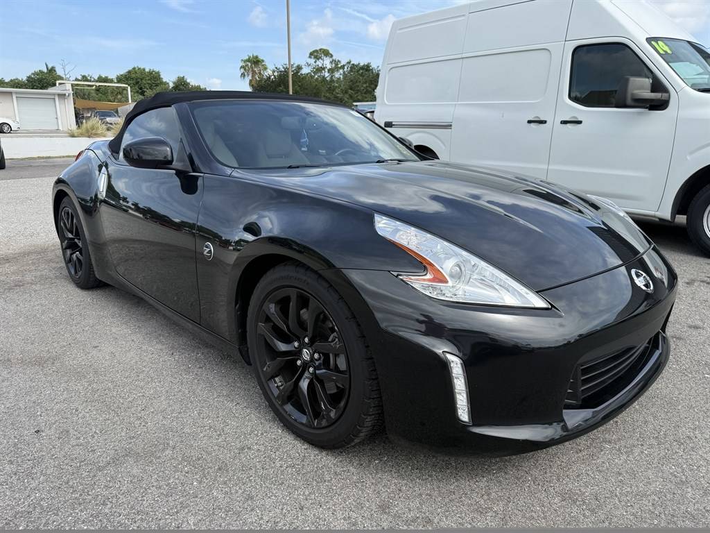 2017 Nissan 370Z Touring