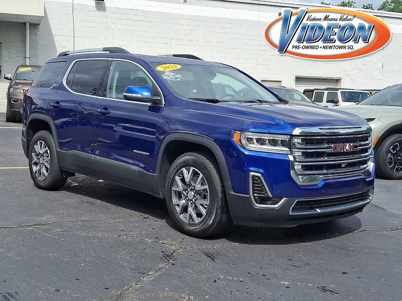 2023 GMC Acadia SLT — SUV — 29,332 mi — Newtown Square, PA