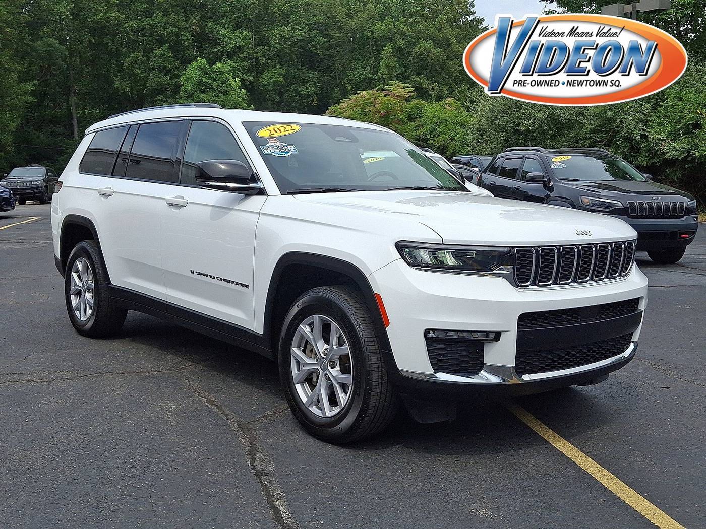 2022 Jeep Grand Cherokee Limited — SUV — 29,729 mi — Newtown Square, PA