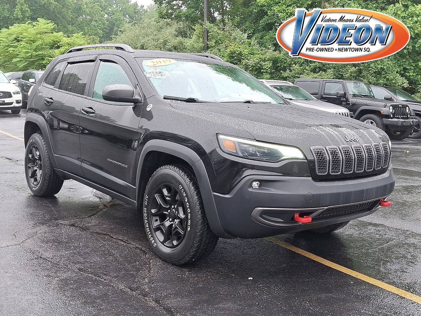 2019 Jeep Cherokee Trailhawk — SUV — 68,322 mi — Newtown Square, PA