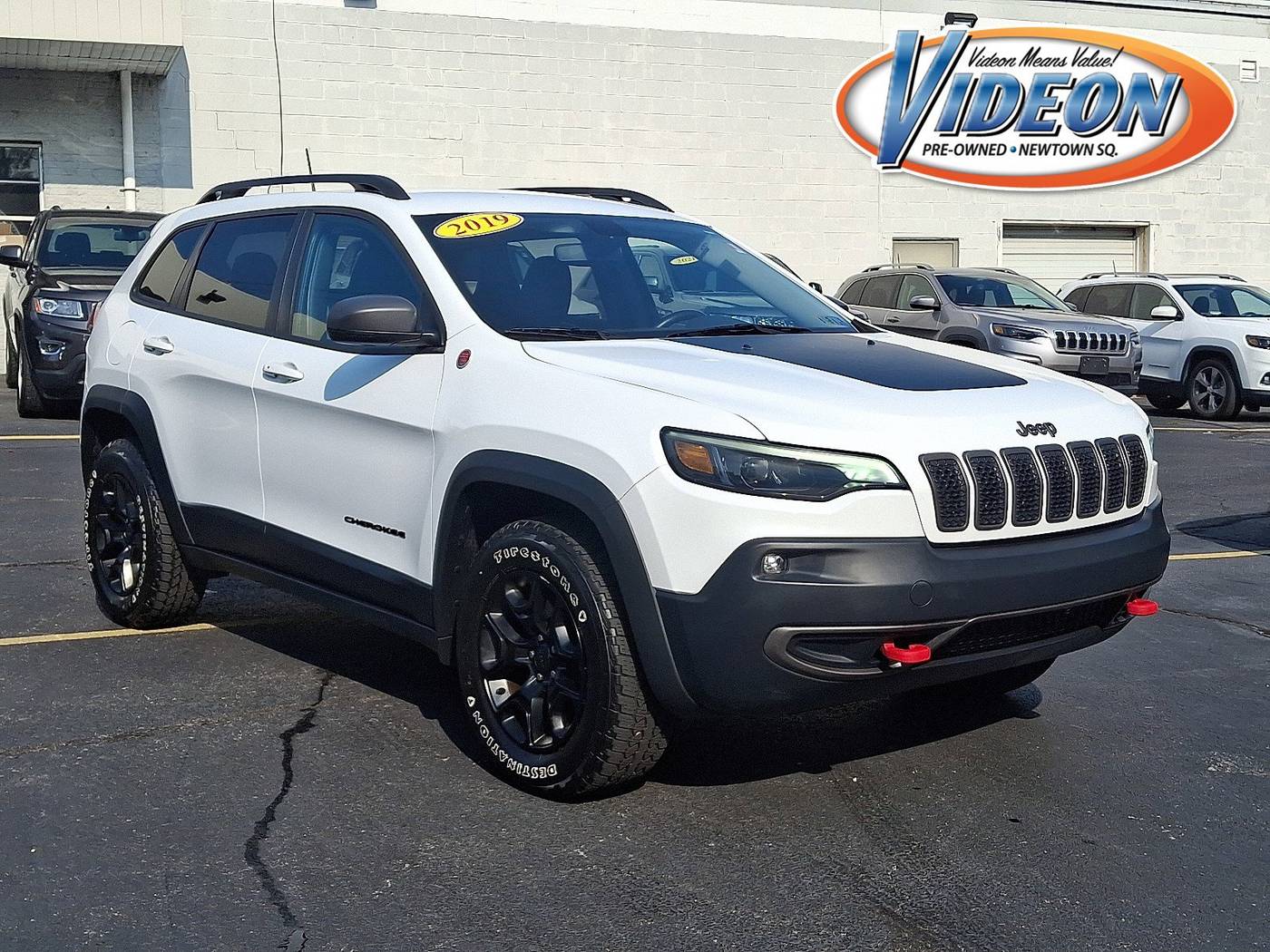 2019 Jeep Cherokee Trailhawk — SUV — 72,265 mi — Newtown Square, PA