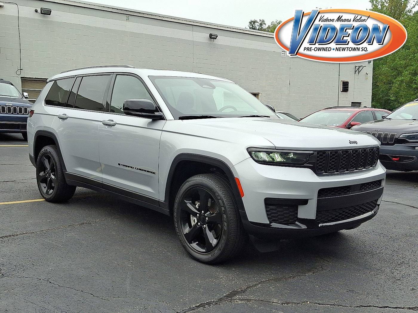 2022 Jeep Grand Cherokee Altitude — SUV — 25,469 mi — Newtown Square, PA