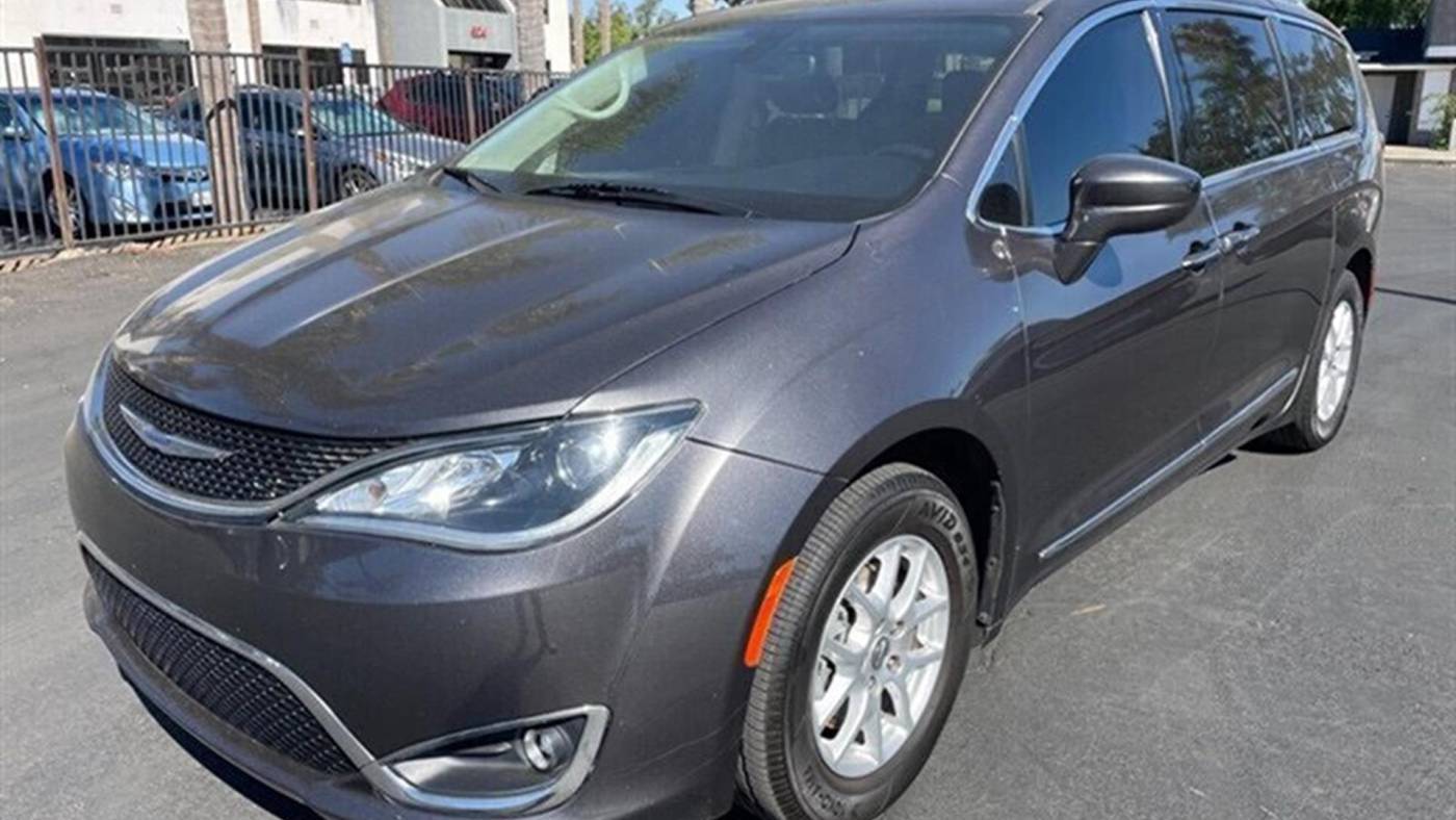 2020 Chrysler Pacifica Touring L — Minivan — 102,555 mi — National City, CA