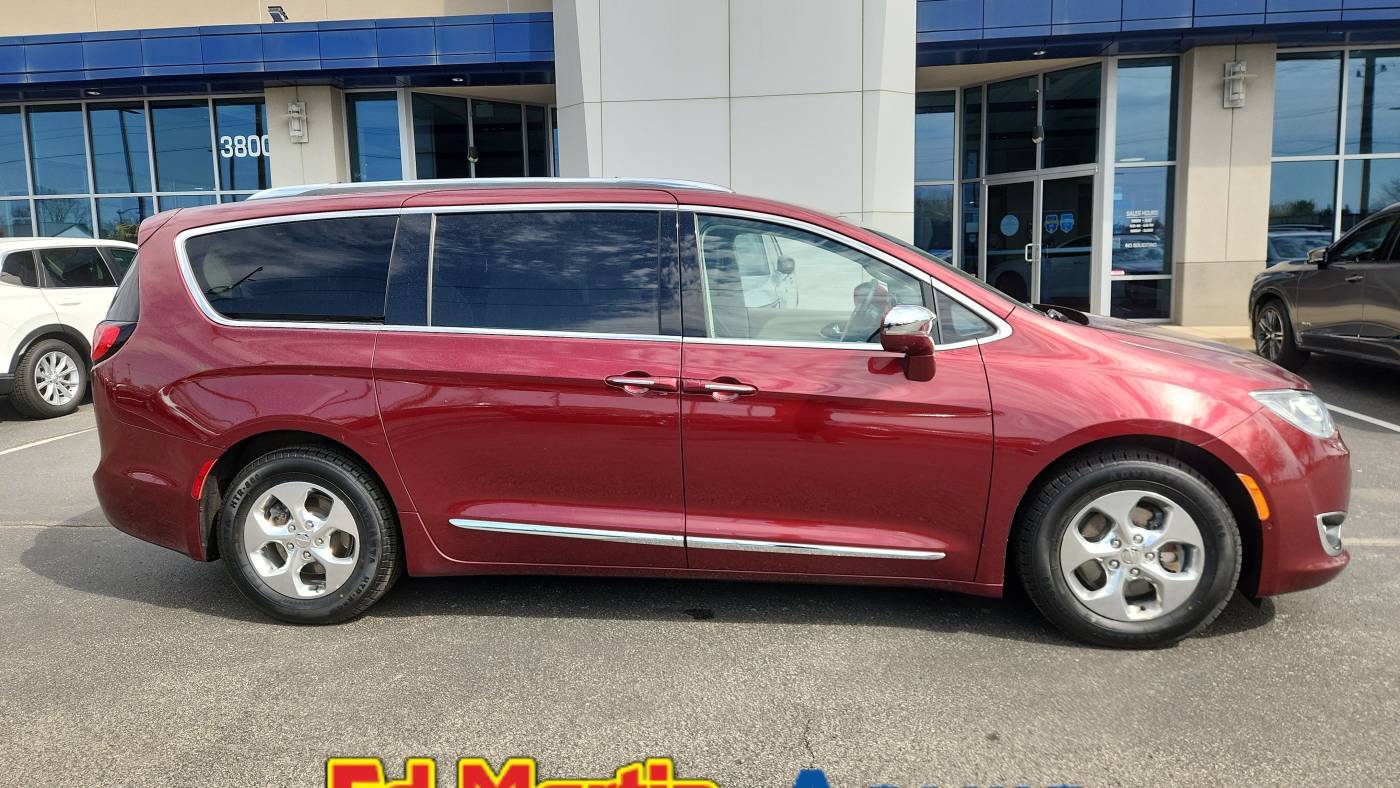 2018 Chrysler Pacifica Hybrid Limited