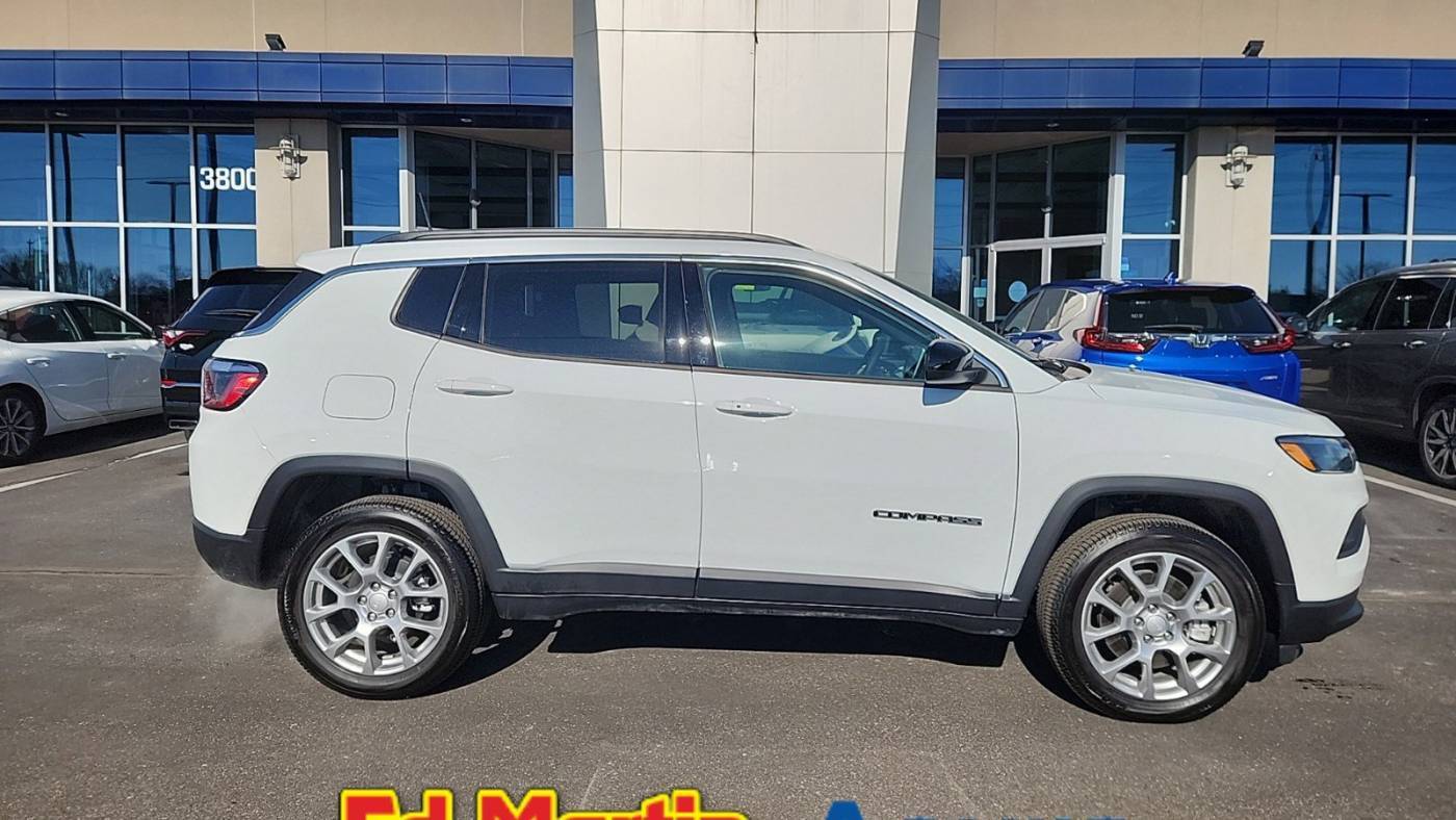 2024 Jeep Compass Latitude Lux — SUV — 4,317 mi — Indianapolis, IN
