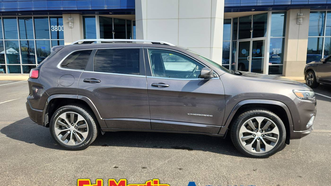2019 Jeep Cherokee Overland