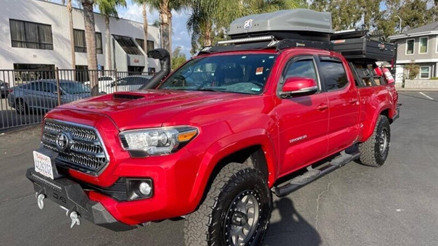 2017 Toyota Tacoma TRD Sport — Pickup Truck — 44,245 mi — Escondido, CA