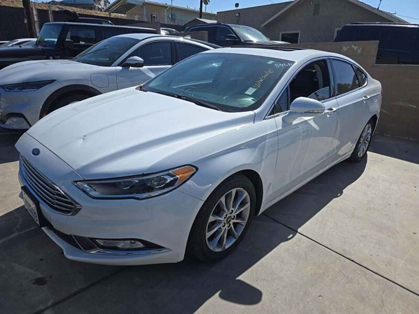 2017 Ford Fusion SE — Sedan — 114,347 mi — Escondido, CA