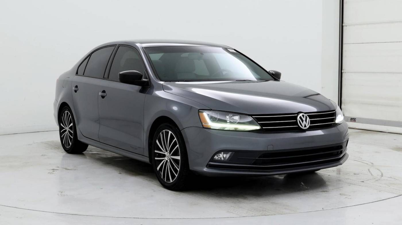 2017 Volkswagen Jetta 1.8T Sport — Sedan — 82,861 mi — Gainesville, GA