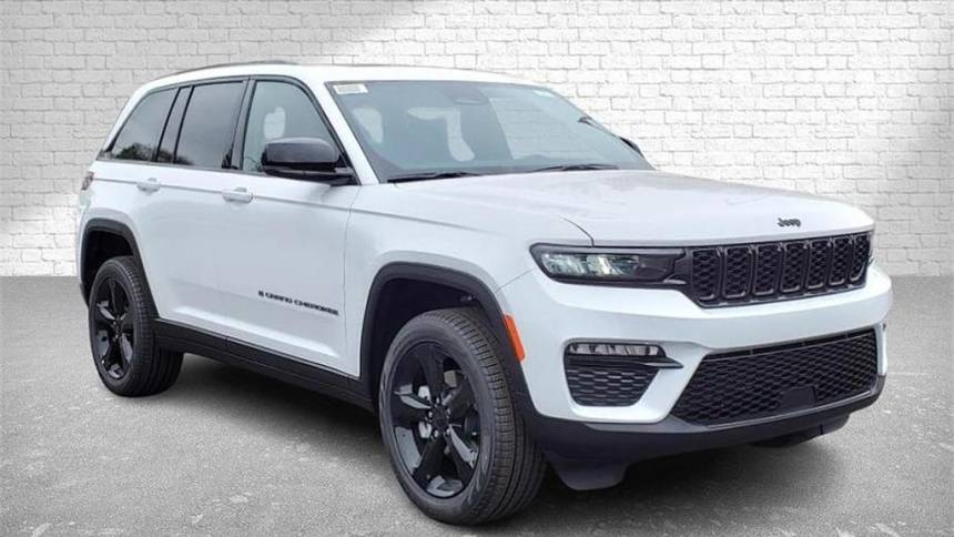 2024 Jeep Grand Cherokee Limited — SUV — 8,008 mi — Lockport, IL