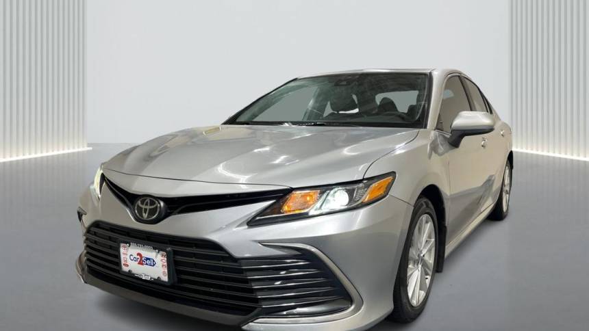 2022 Toyota Camry LE — Sedan — 39,500 mi — East Windsor, NJ