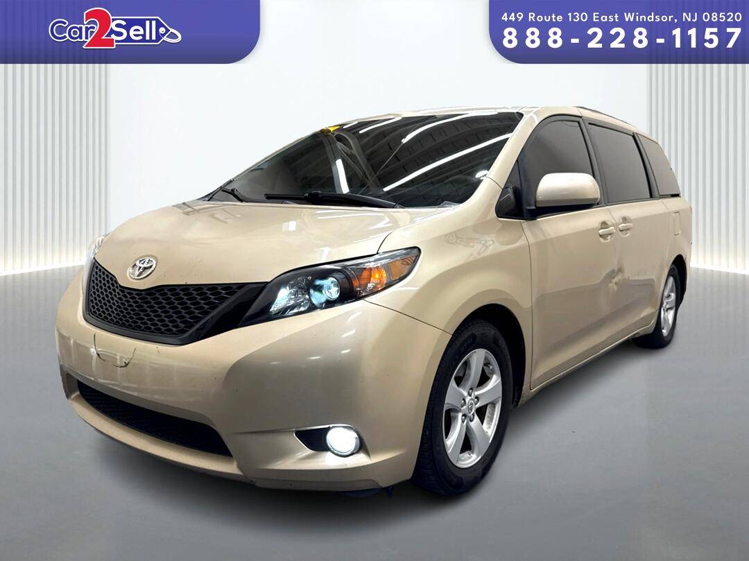2012 Toyota Sienna LE — Minivan — 159,314 mi — East Windsor, NJ