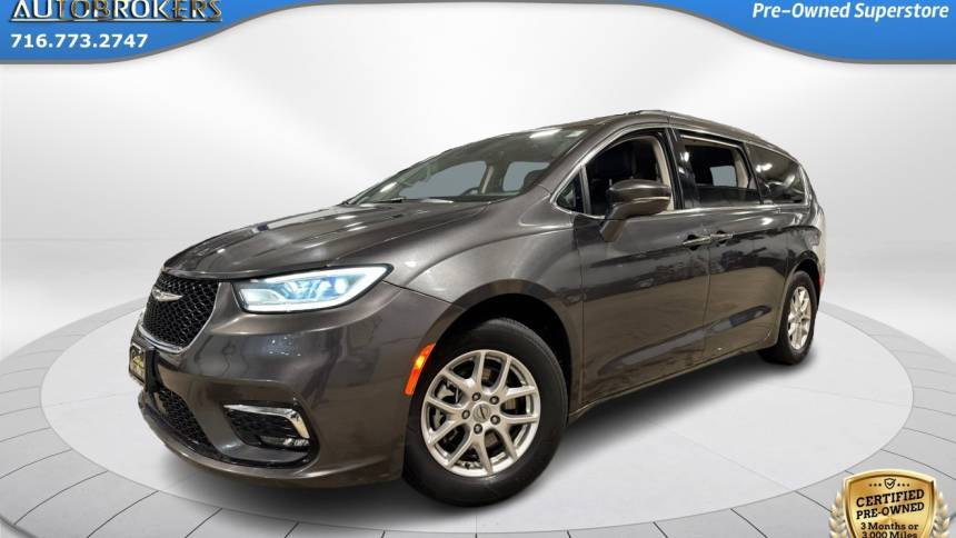 2022 Chrysler Pacifica Touring L — Minivan — 77,312 mi — Grand Island, NY