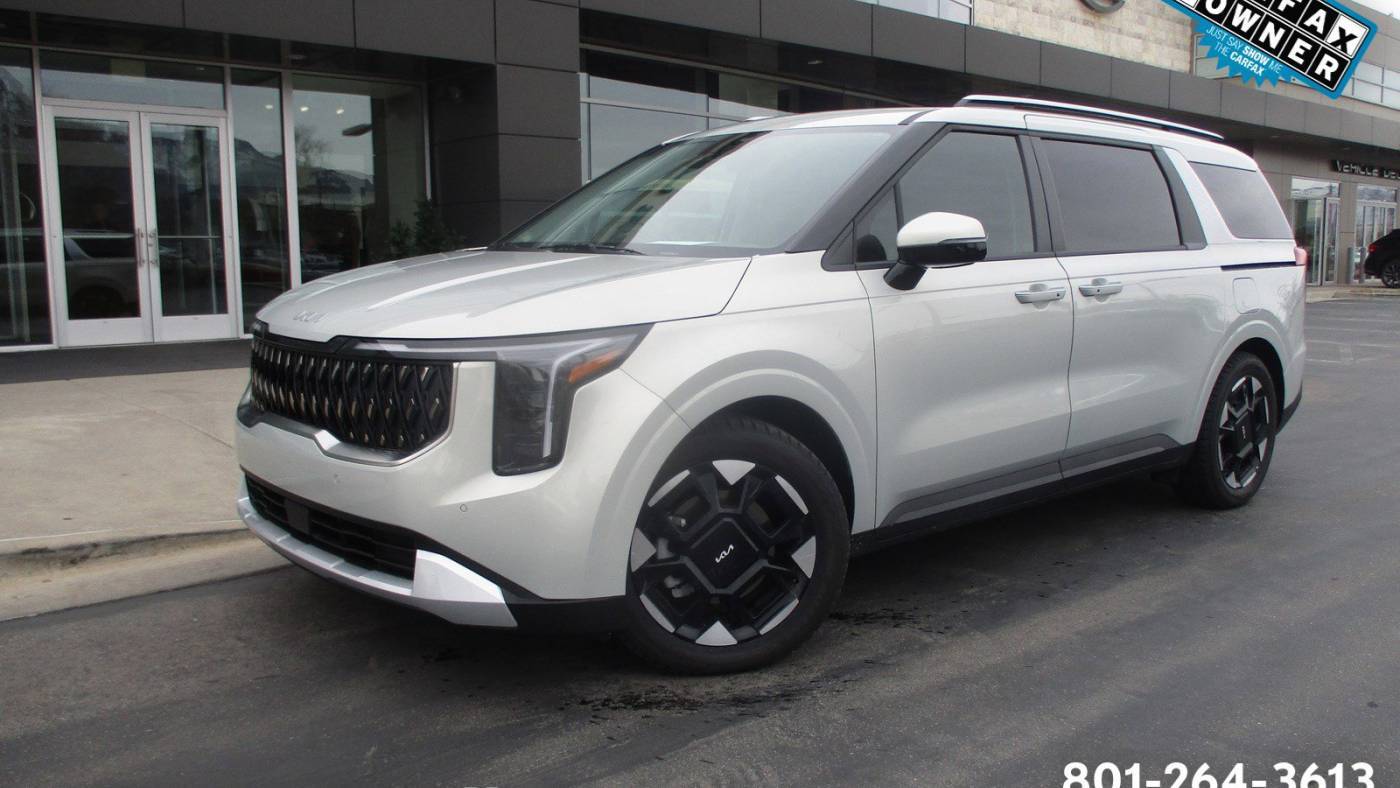 2025 Kia Carnival EX — Minivan — 8,110 mi — Murray, UT