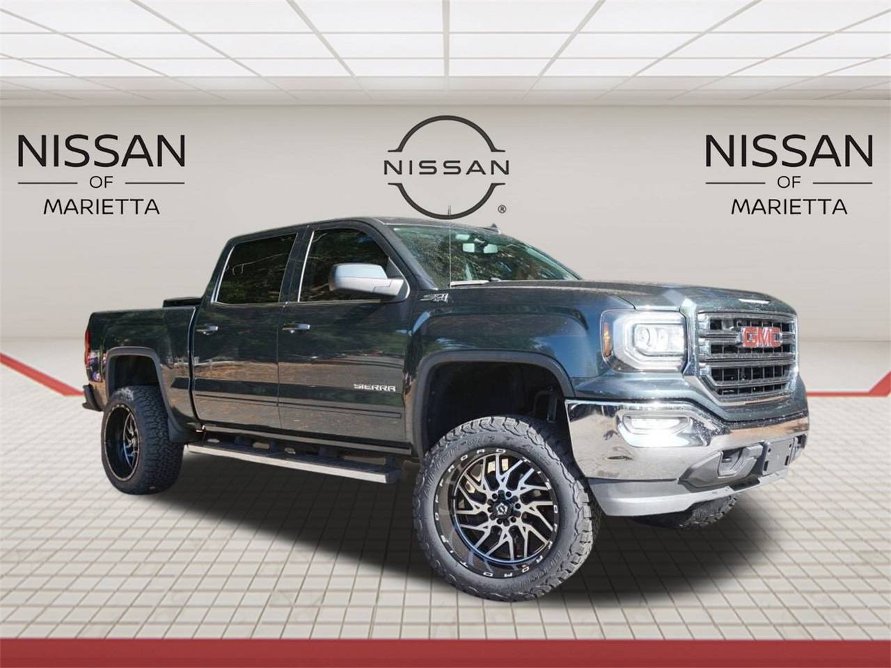 2017 GMC Sierra 1500 SLE — Pickup Truck — 83,370 mi — Marietta, GA