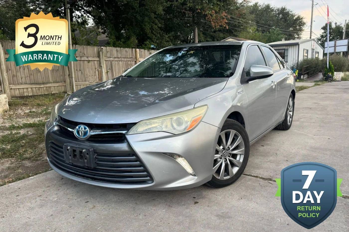 2016 Toyota Camry Hybrid XLE — Sedan — 115,647 mi — Houston, TX