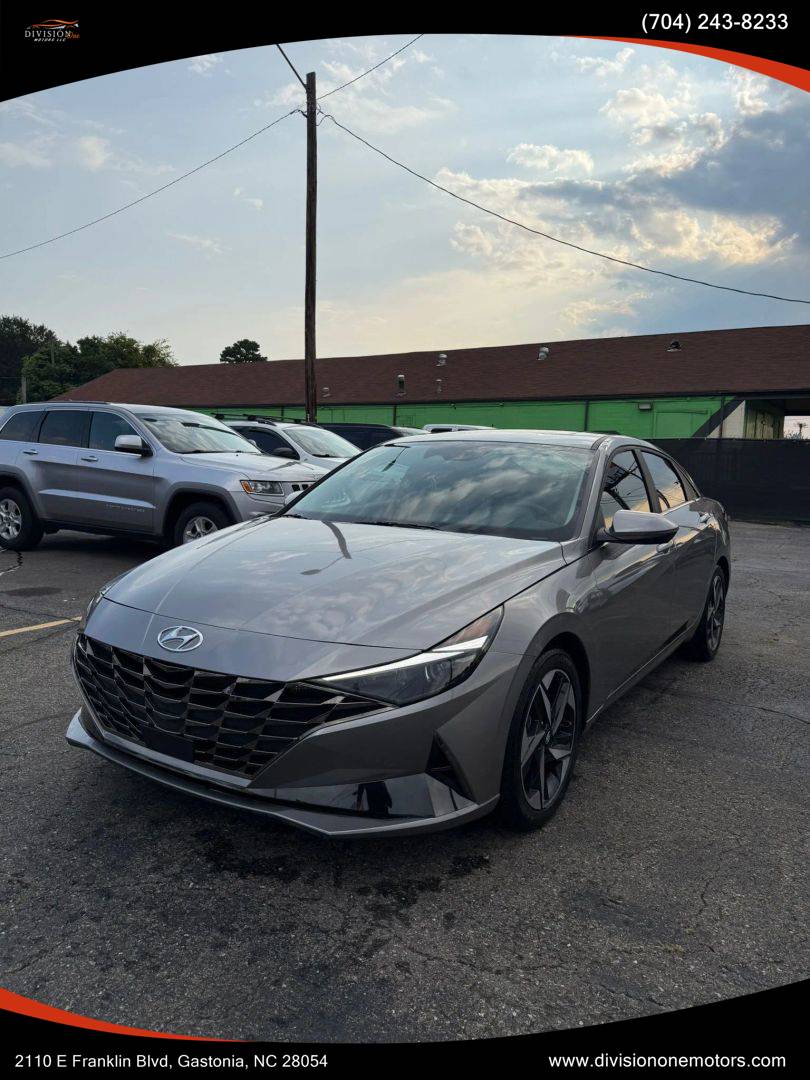2023 Hyundai Elantra Limited — Sedan — 14,962 mi — Gastonia, NC