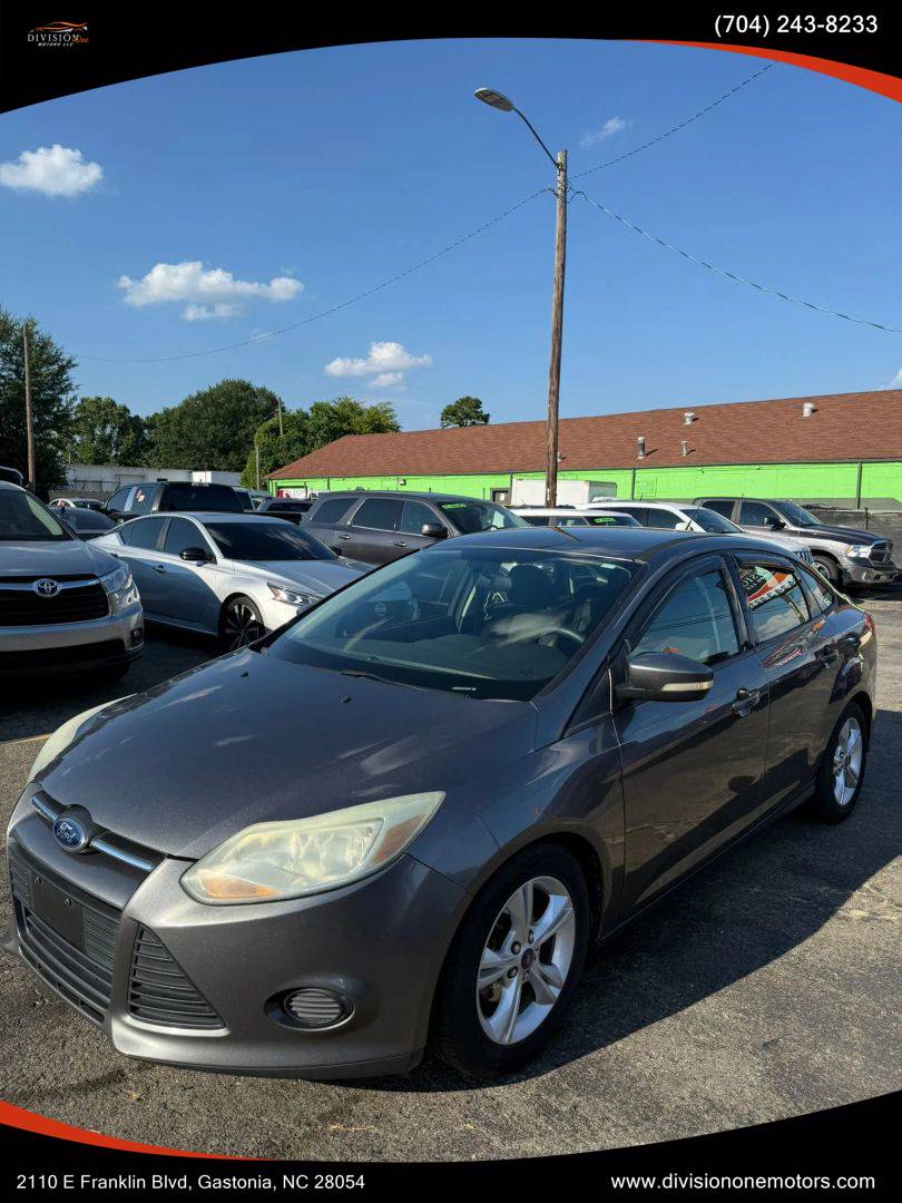 2014 Ford Focus SE — Sedan — 129,739 mi — Gastonia, NC