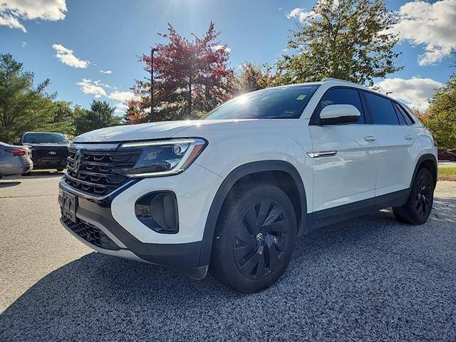 2024 Volkswagen Atlas Cross Sport SE with Technology — SUV — 27,284 mi — St. Louis, MO
