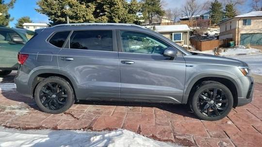 2022 Volkswagen Taos SE — SUV — 30,737 mi — St. Louis, MO