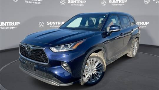 2022 Toyota Highlander Platinum — SUV — 33,389 mi — St. Louis, MO