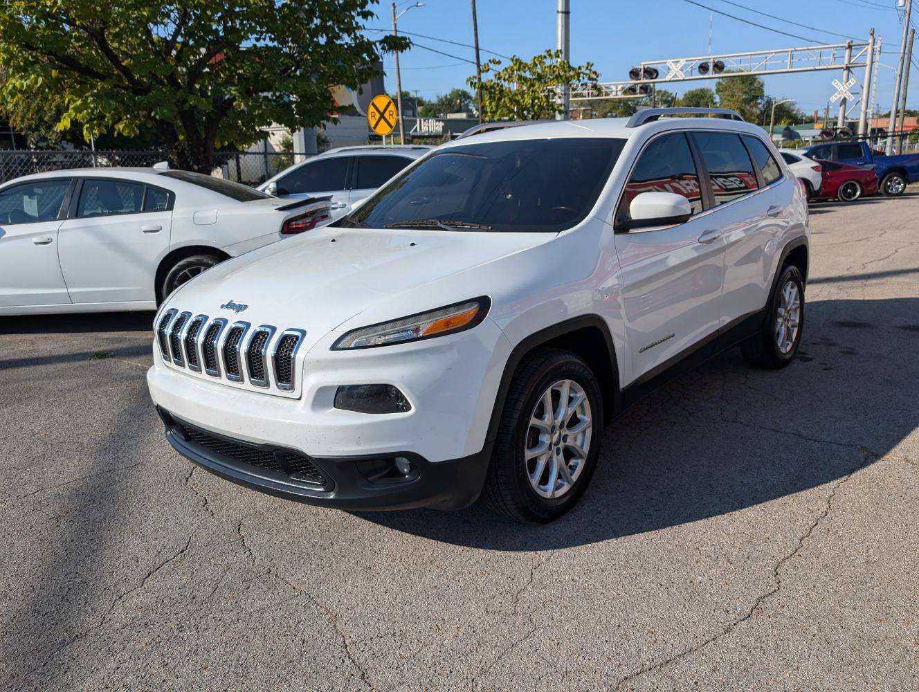 2014 Jeep Cherokee Latitude — SUV — 122,570 mi — Nashville, TN