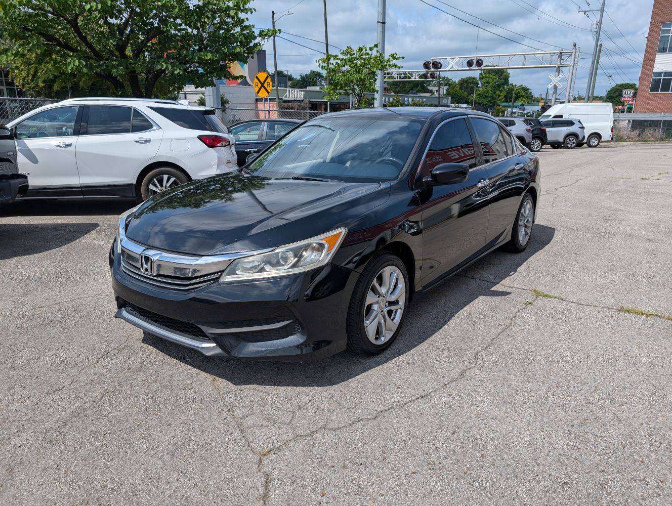 2017 Honda Accord LX — Sedan — 174,002 mi — Nashville, TN