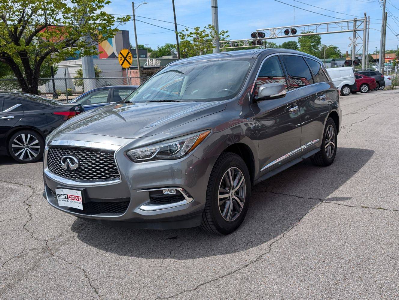 2020 INFINITI QX60 PURE — SUV — 97,587 mi — Nashville, TN