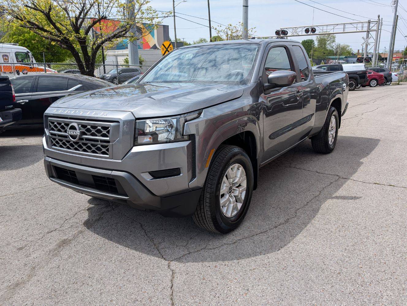 2022 Nissan Frontier SV — Pickup Truck — 3,933 mi — Nashville, TN
