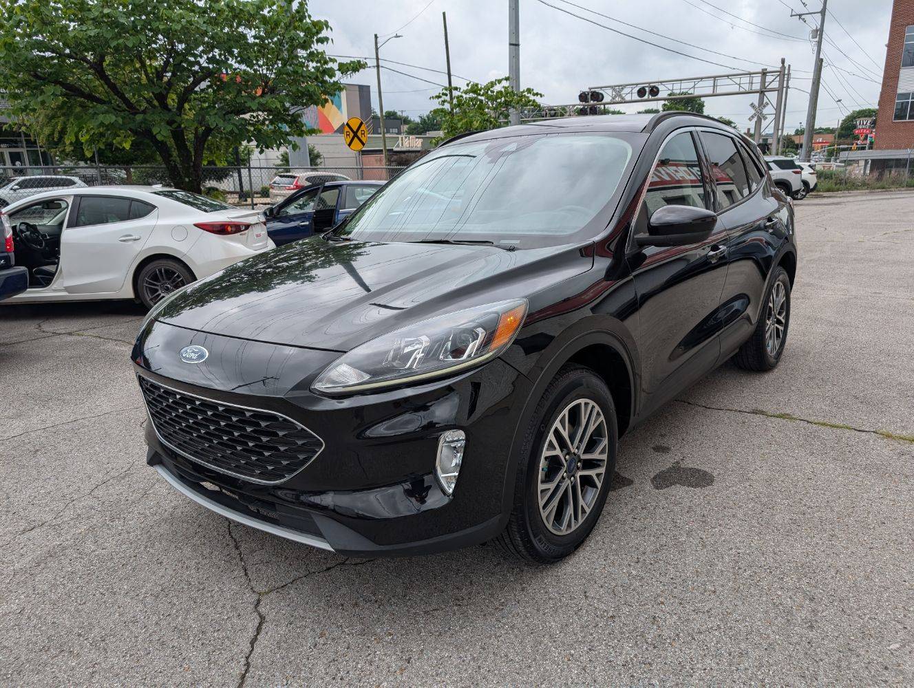 2020 Ford Escape SEL — SUV — 16,548 mi — Nashville, TN