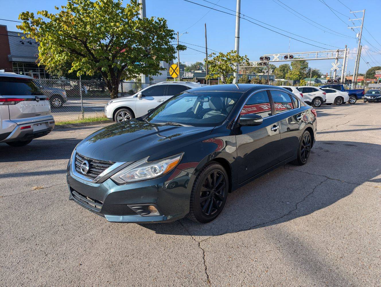 2016 Nissan Altima 2.5 SL — Sedan — 131,130 mi — Nashville, TN