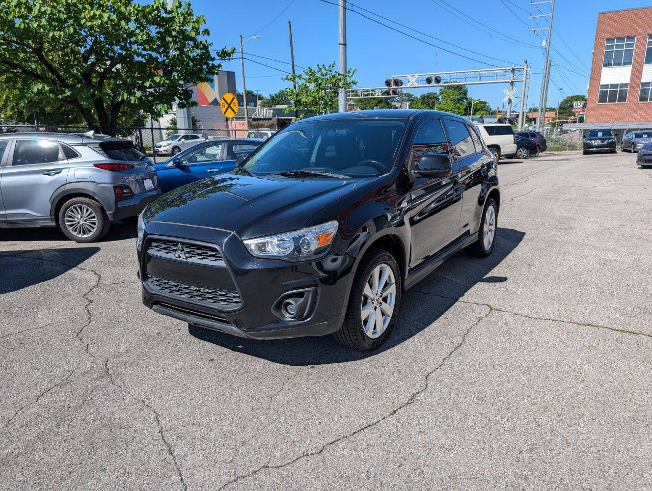 2014 Mitsubishi Outlander Sport ES — SUV — 161,659 mi — Nashville, TN