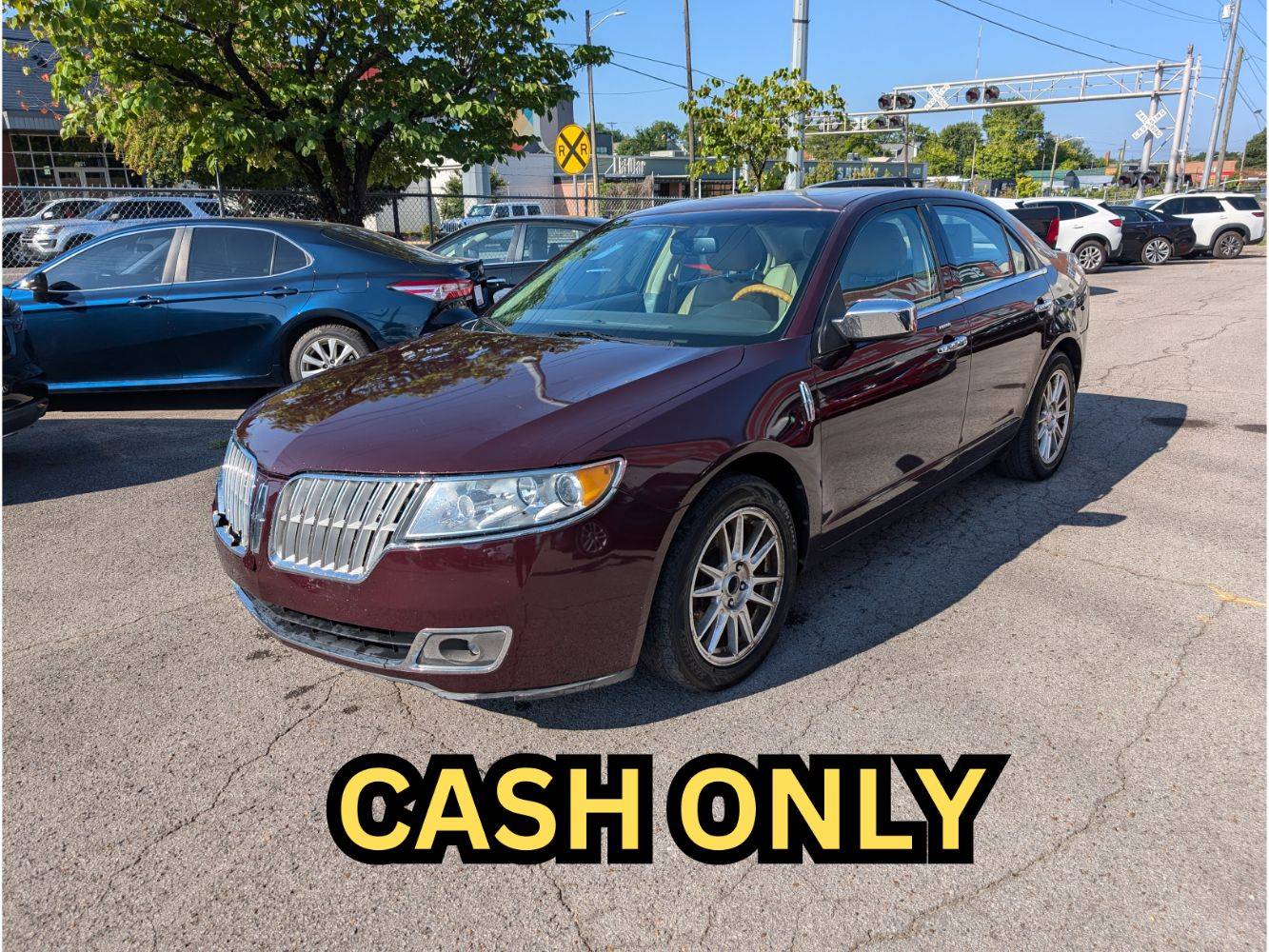 2011 Lincoln MKZ FWD — Sedan — 121,264 mi — Nashville, TN