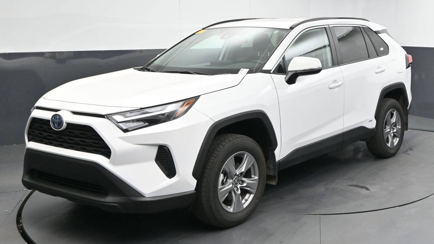 2024 Toyota RAV4 Hybrid LE — SUV — 7,778 mi — Greenville, SC