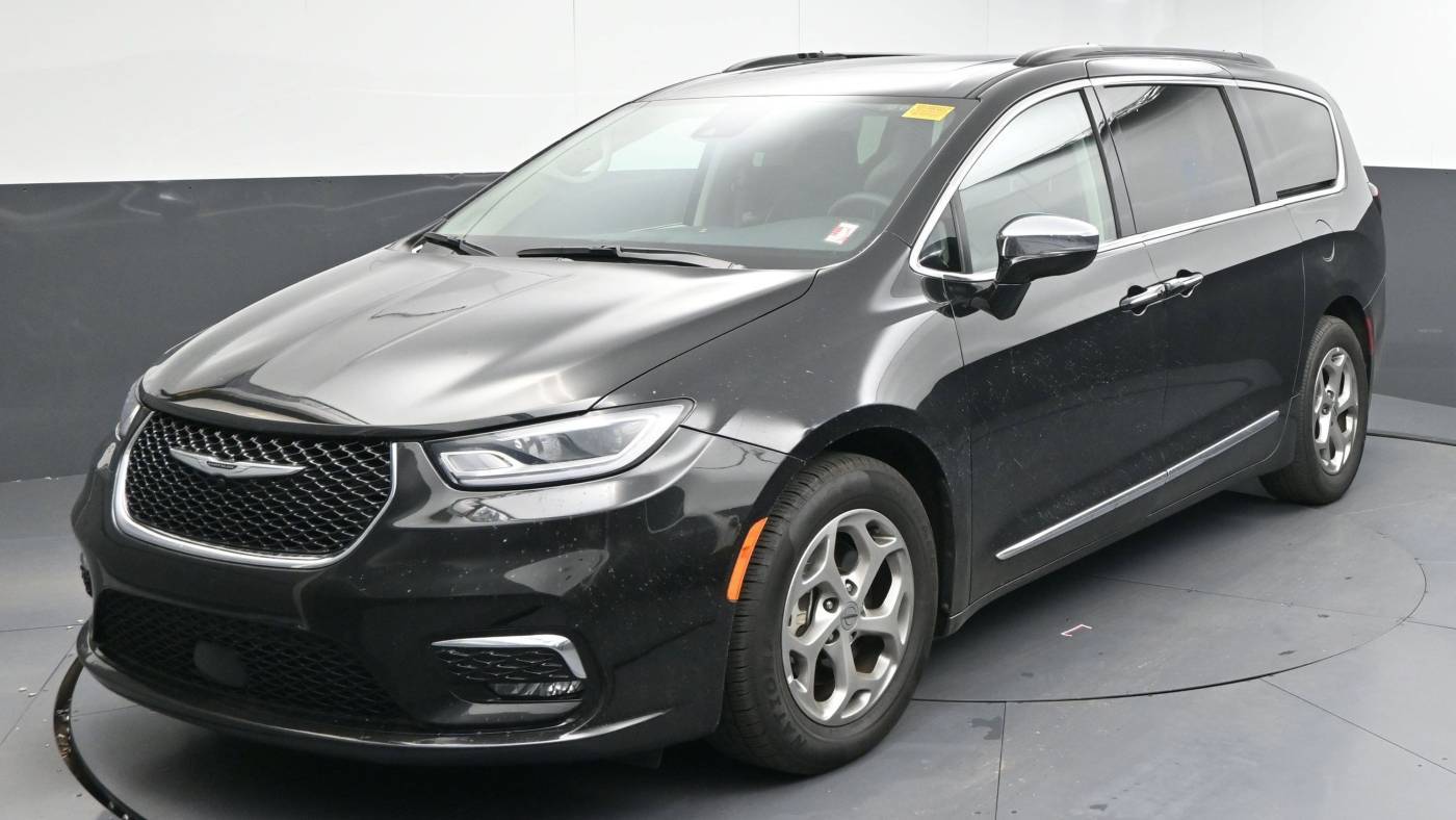 2023 Chrysler Pacifica Limited — Minivan — 45,511 mi — Greenville, SC