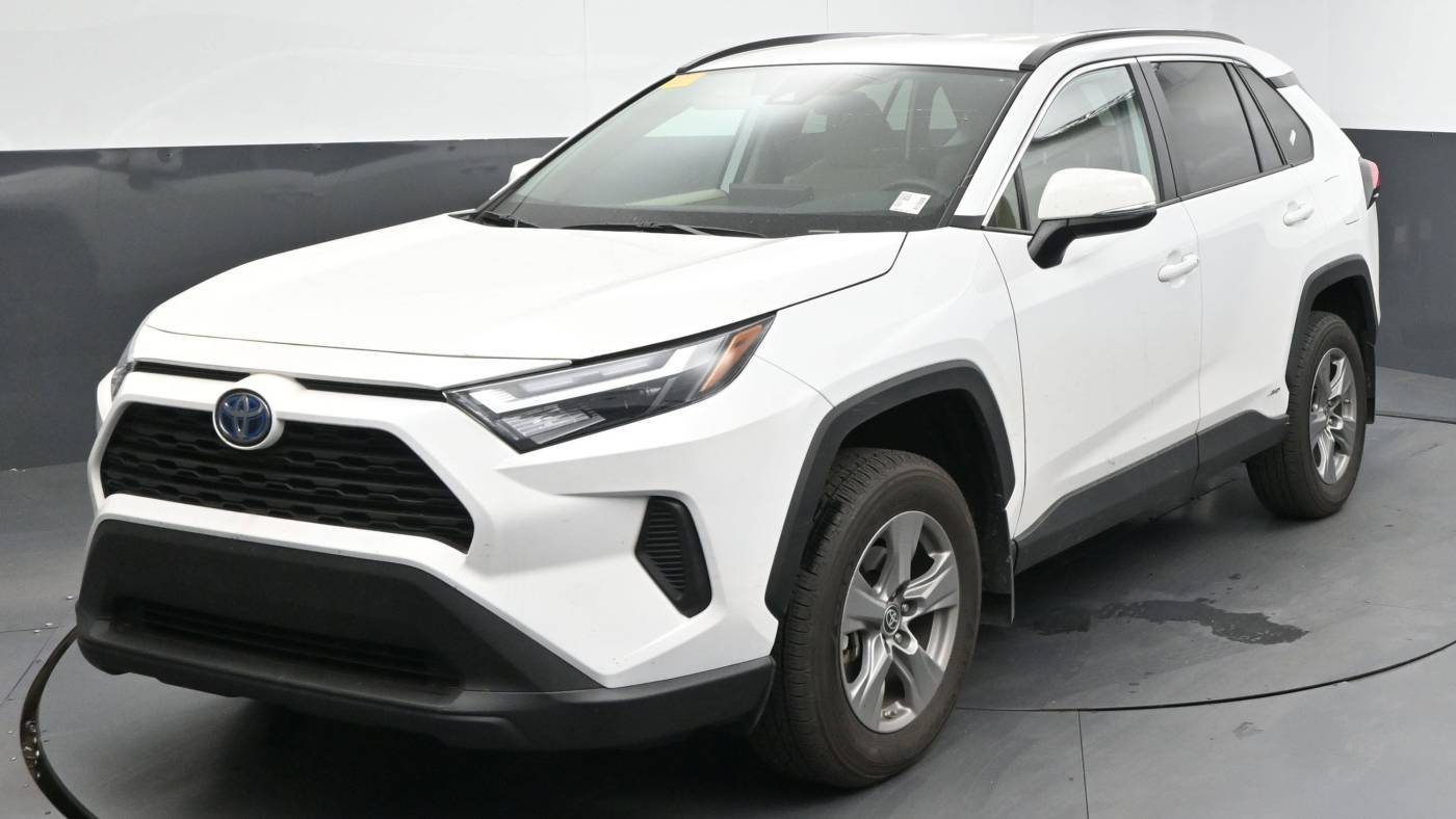 2024 Toyota RAV4 Hybrid LE — SUV — 9,151 mi — Greenville, SC