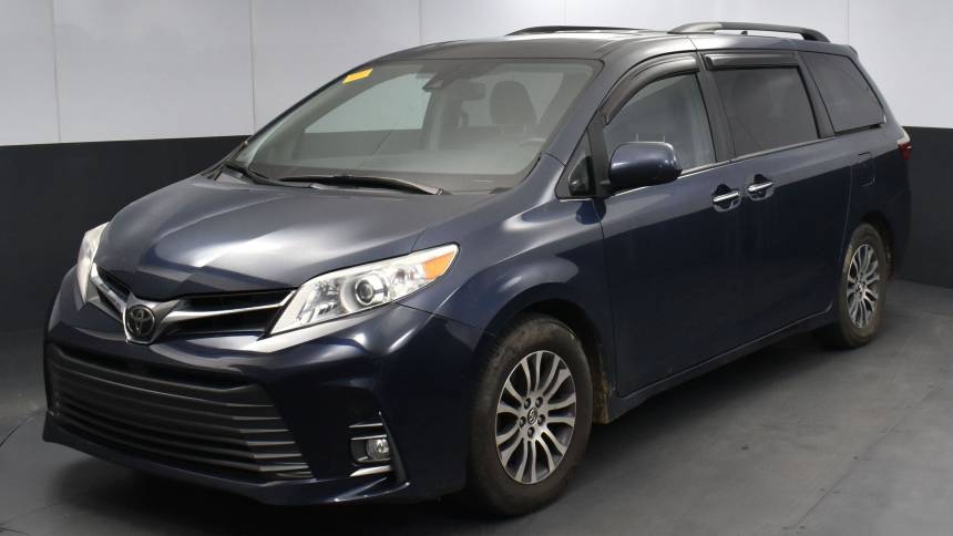 Price for best sale toyota sienna 2018