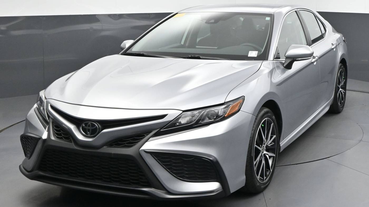 2024 Toyota Camry SE — Sedan — 5,269 mi — Greenville, SC