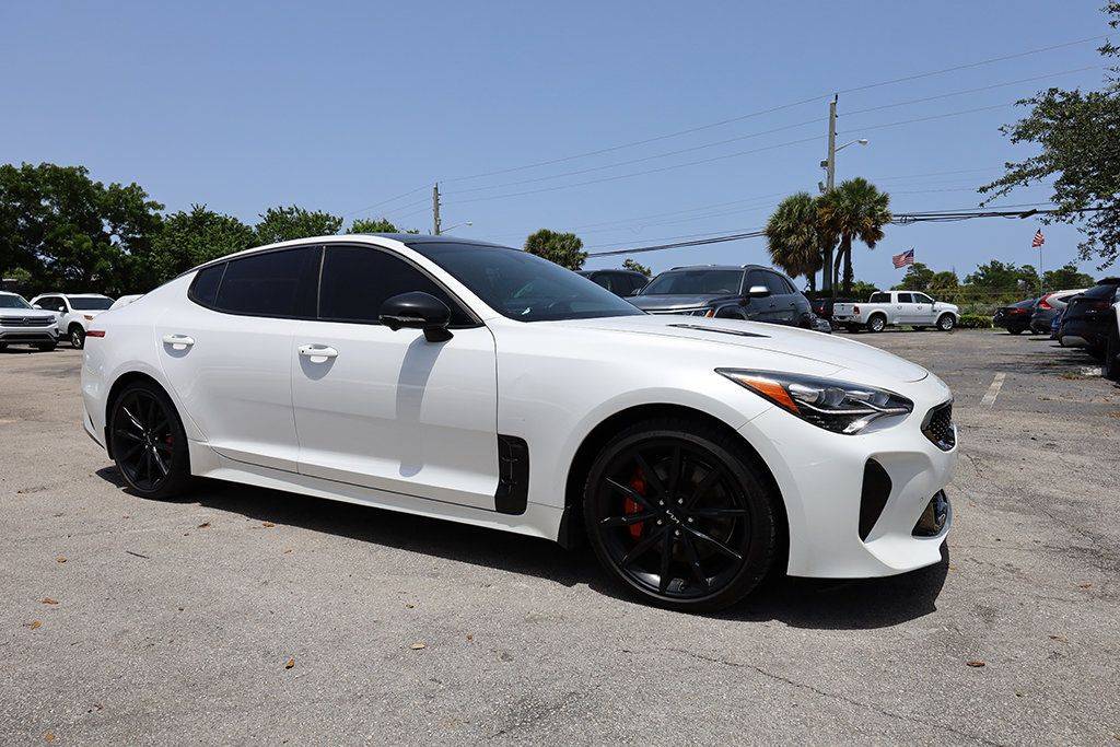 2022 Kia Stinger GT2 — Hatchback — 21,940 mi — Pompano Beach, FL