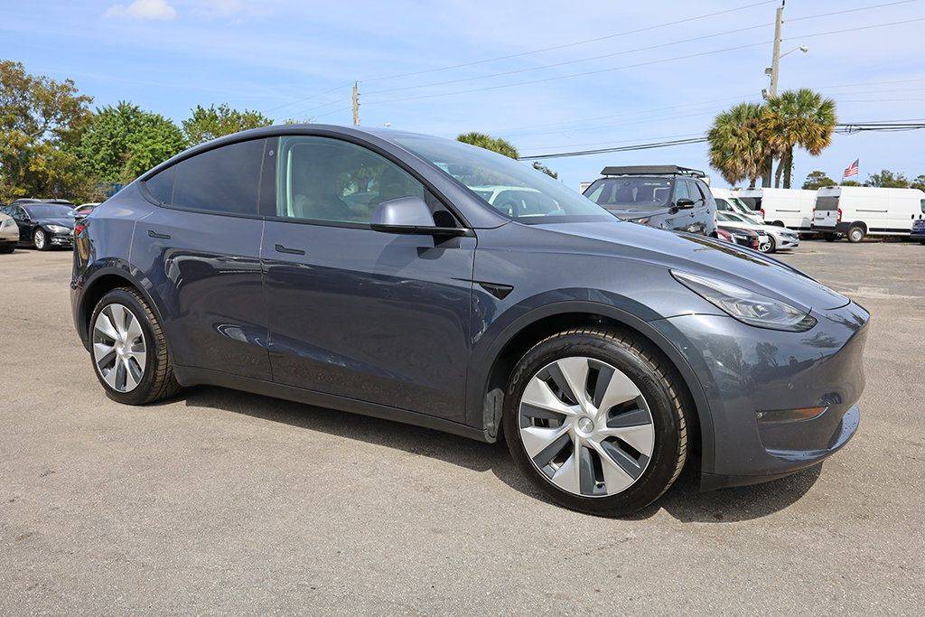 2022 Tesla Model Y Long Range — SUV — 49,300 mi — Pompano Beach, FL